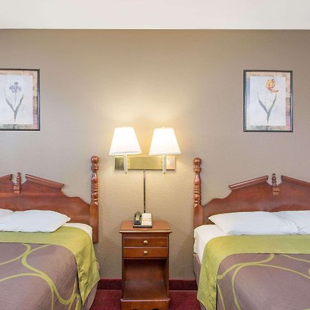Knights Inn Glade Spring Luaran gambar
